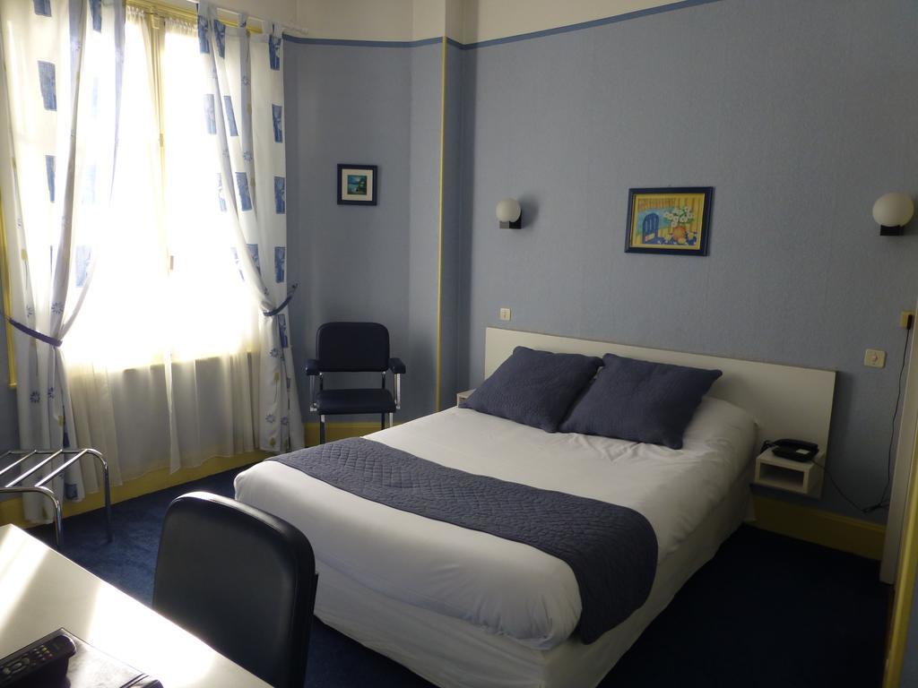 Trianon Hotel Vichy Cameră foto