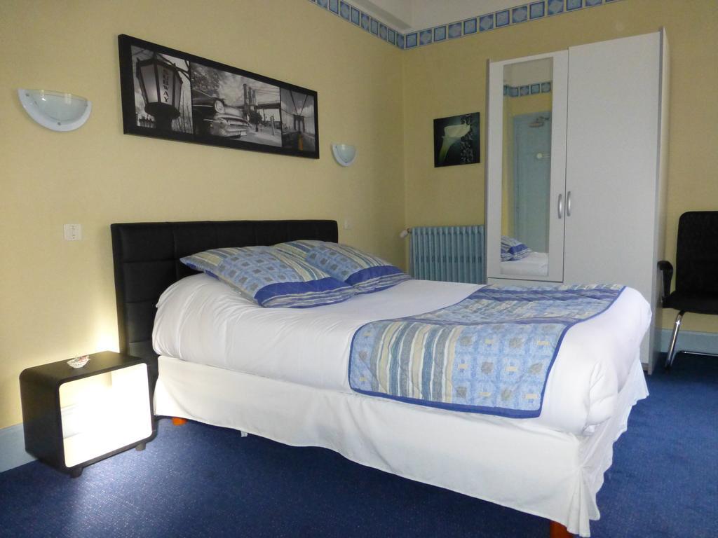 Trianon Hotel Vichy Cameră foto