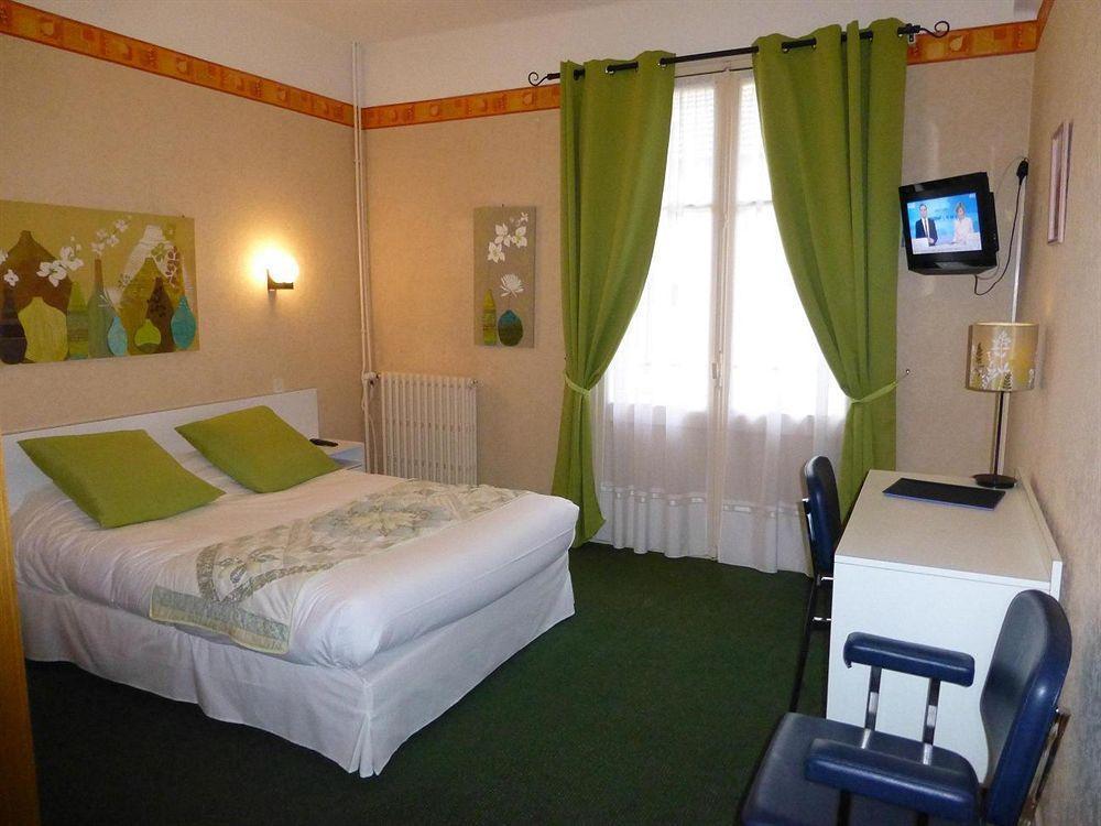 Trianon Hotel Vichy Exterior foto